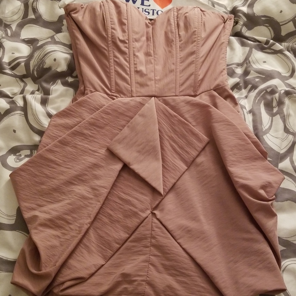 Bebe Strapless Dress - Mauve